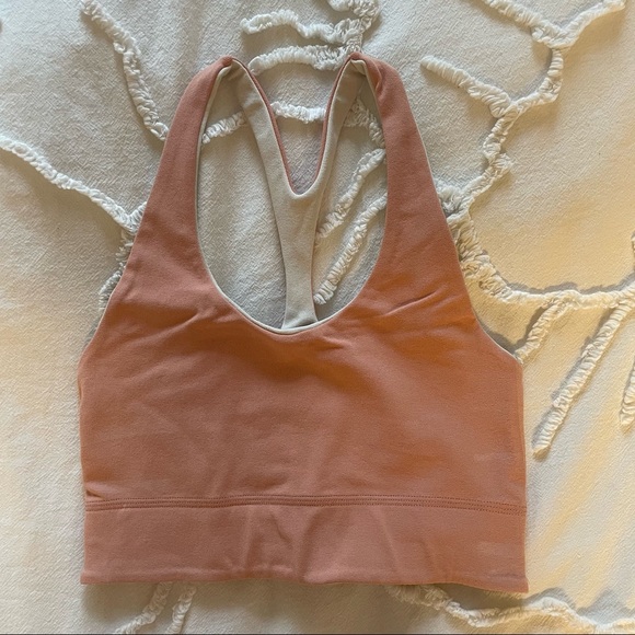 fabletics // simone sculpt knit reversible midi bra - Picture 2 of 10